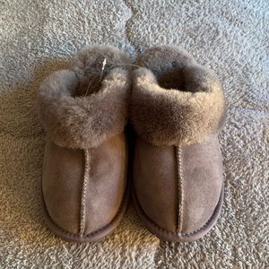 Kirkland Slippers
